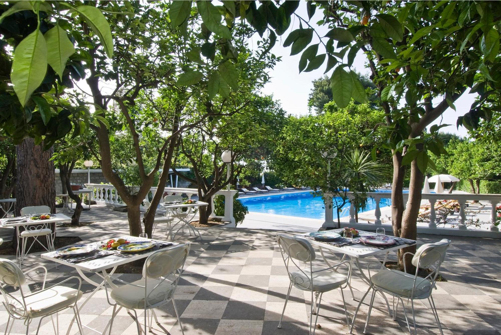 Grand Cocumella Hotel 5*