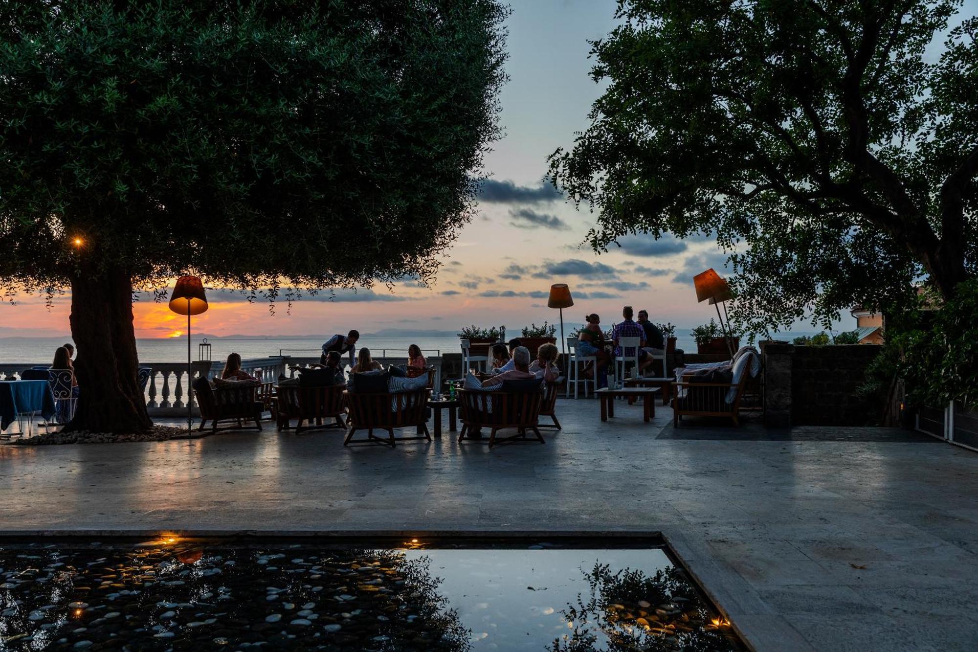 Grand Cocumella Hotel 5*