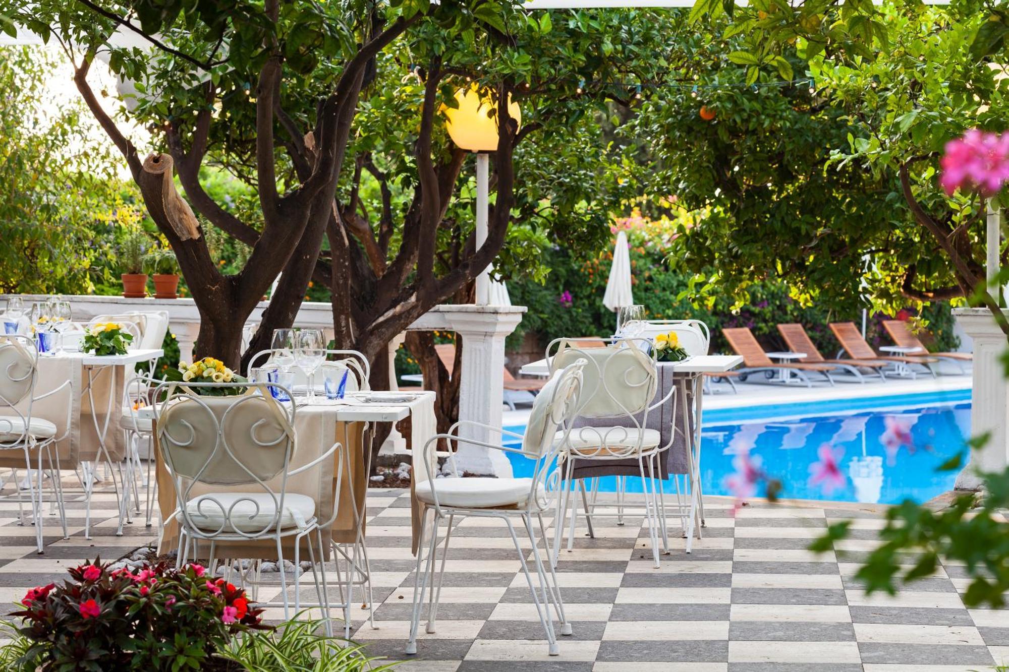 Hotel Grand Cocumella
